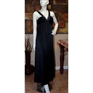 BCBG MAXAZRIA Embellished Black Long Gown Dress New!!! Size: 0